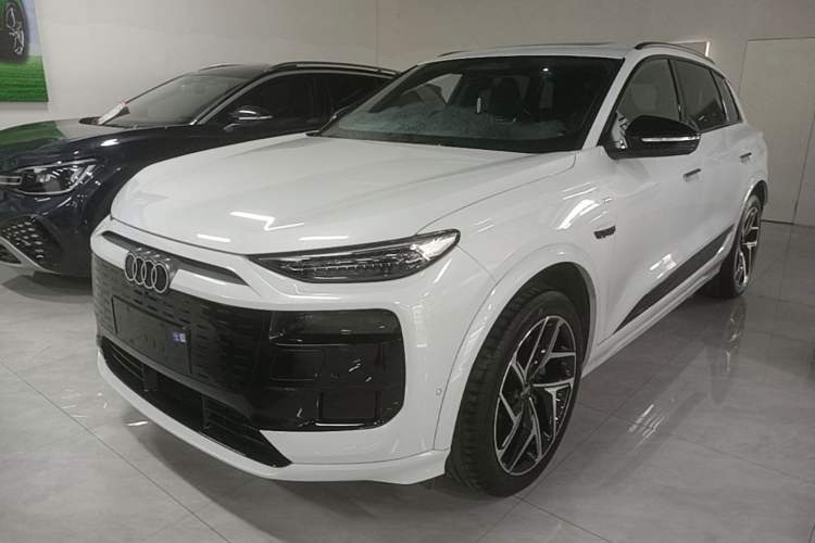 Used Audi Q6L e-tron 2026 First Launch Navigation Edition