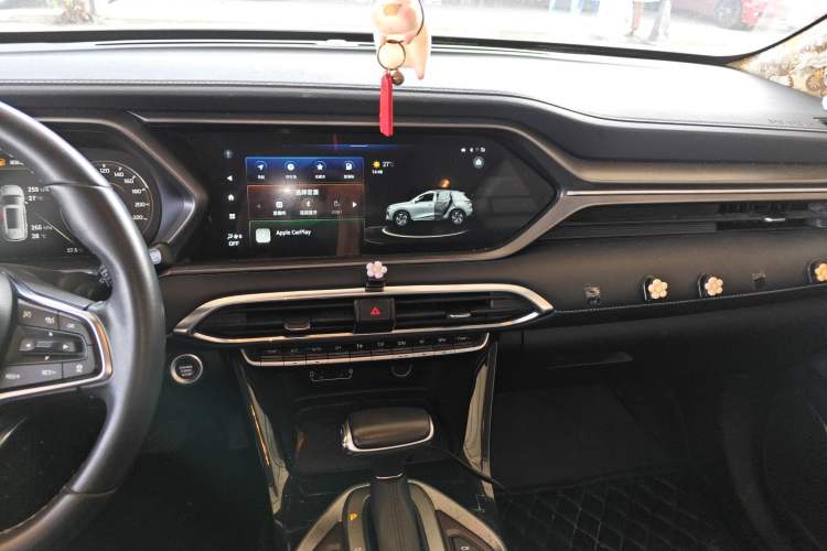 Used GAC Trumpchi GS4 2022 270T Automatic Smart Drive Technology Edition Audio And AC Panel