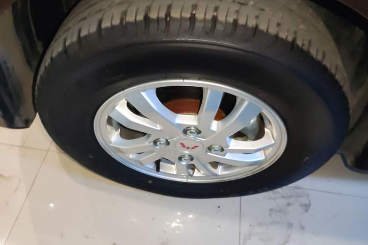 Used Wuling Hongguang 2019 1.5L S Standard Version China VI LAR