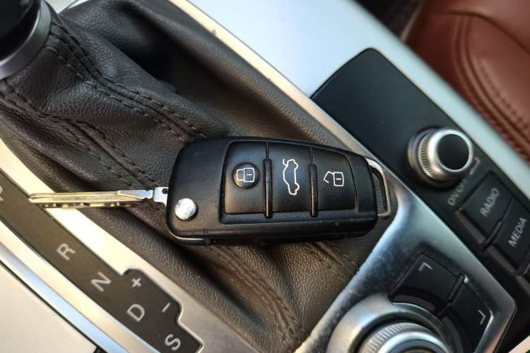 Used Audi A6L 2010 2.0 TFSI Automatic Standard Edition