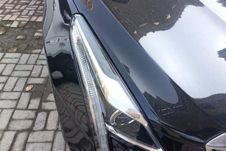 Used Cadillac XT5 2018 25T Luxury Model
