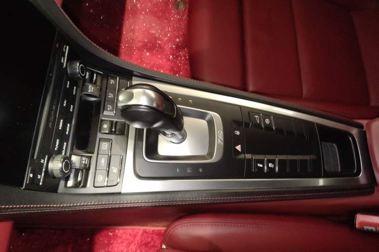 Used Porsche 718 2016 Cayman 2.0T