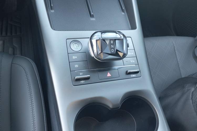 Used BYD Qin PLUS 2025 DM-i Smart Drive 55KM Leading Model