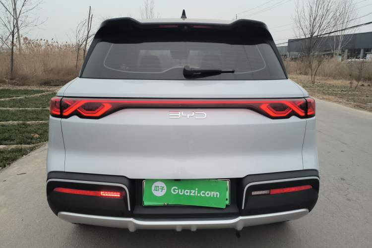 Used BYD Yuan UP 2025 Intelligent Driving Version 401 km Leading Edition