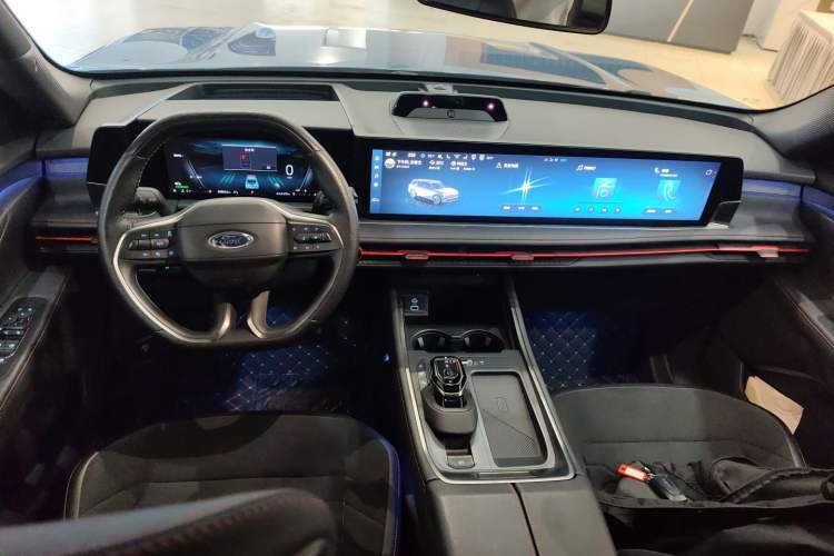 Used Ford Edge 2023 Ford Explorer L 2.0T EcoBoost E-Hybrid Four-Wheel Drive 7-Seater ST-Line Center Console