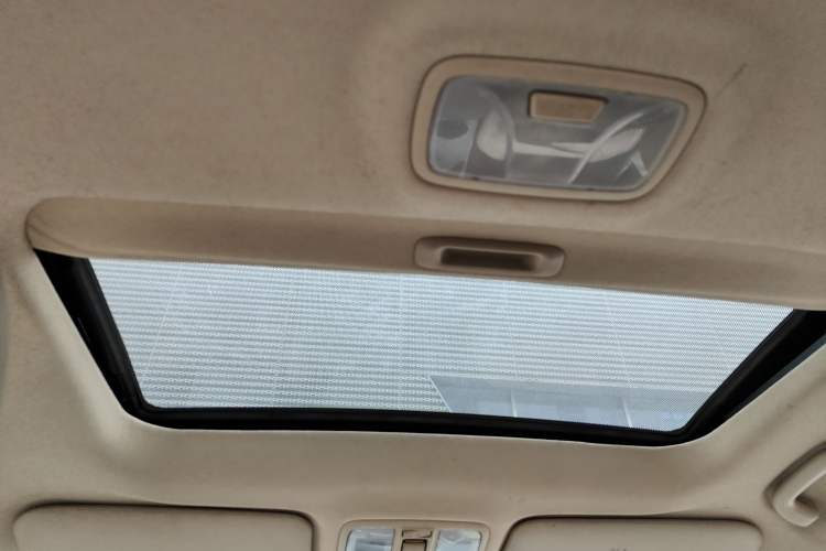 Used Hyundai ix35 2010 2.0L Automatic Two-Wheel Drive Elite Edition GLS Headliner