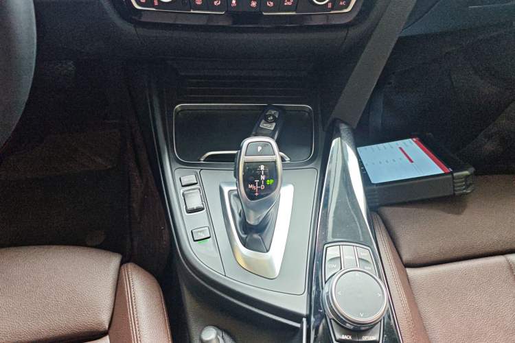 Used BMW 3 Series 2018 320Li Leading Model M Sport Package
