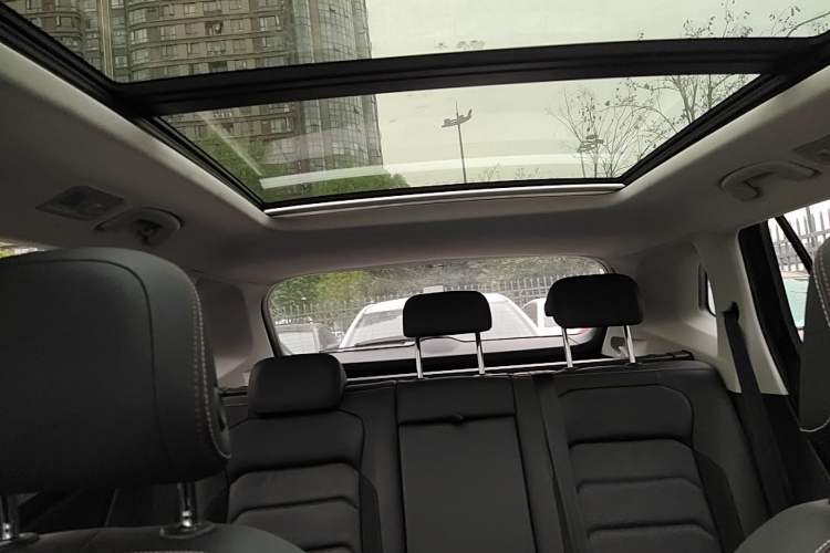 Used Volkswagen Tayron 2019 330TSI Four-Wheel Drive Luxury Version China V Standard Headliner