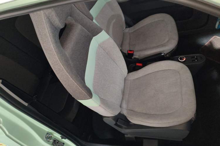 Used Wuling Hongguang MINIEV 2022 Macaron Premium Model – Lithium Iron Phosphate Right Front Seat