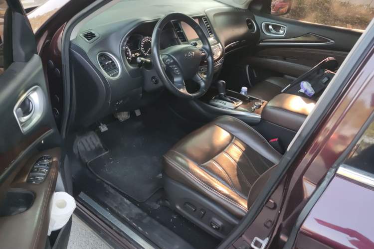 Used Infiniti QX60 2014 2.5 S/C Hybrid Two-Wheel Drive Excellence Edition Driver Seat