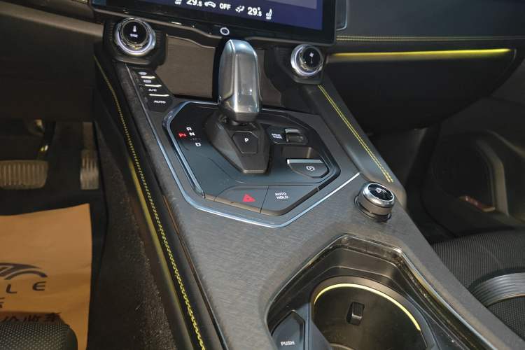 Used Lynk & Co 05 2020 2.0TD Two-Wheel Drive Shine Halo
