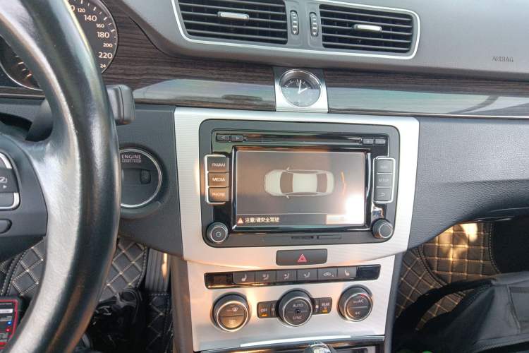 Used Volkswagen Magotan 2015 2.0 TSI Prestige Model