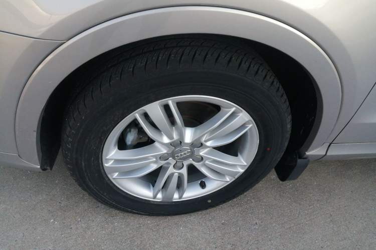 Used Audi Q3 2015 35 TFSI Millionth Anniversary Comfort Model
