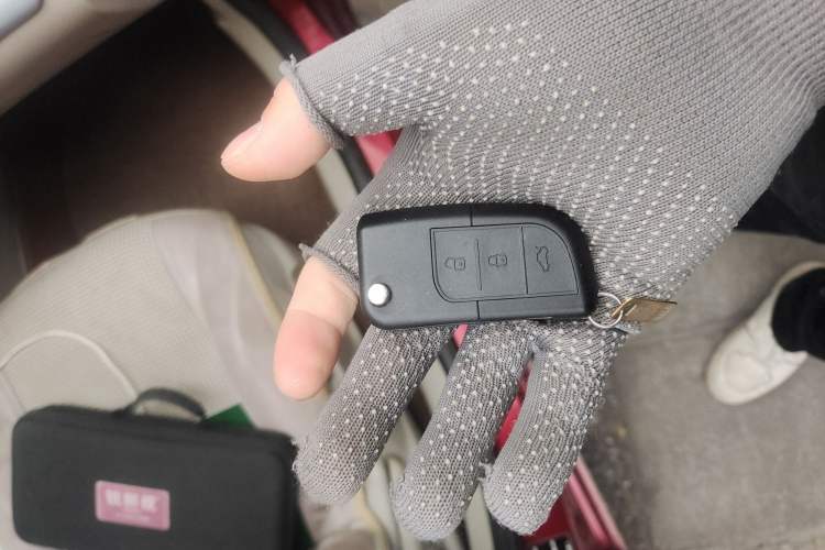 Used CHANGAN Alsvin V5 2012 1.5L Manual Dream Edition