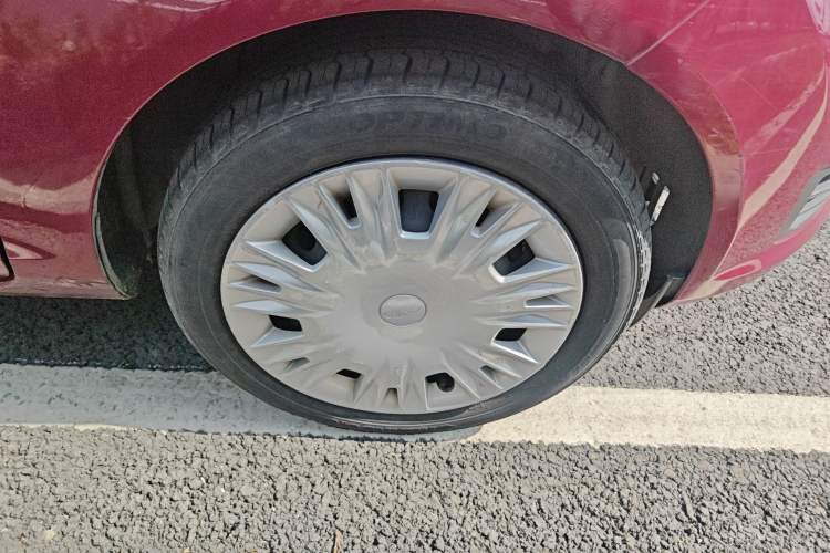 Used Ford Fiesta 2013 Sedan 1.5L Manual Fashion Edition
