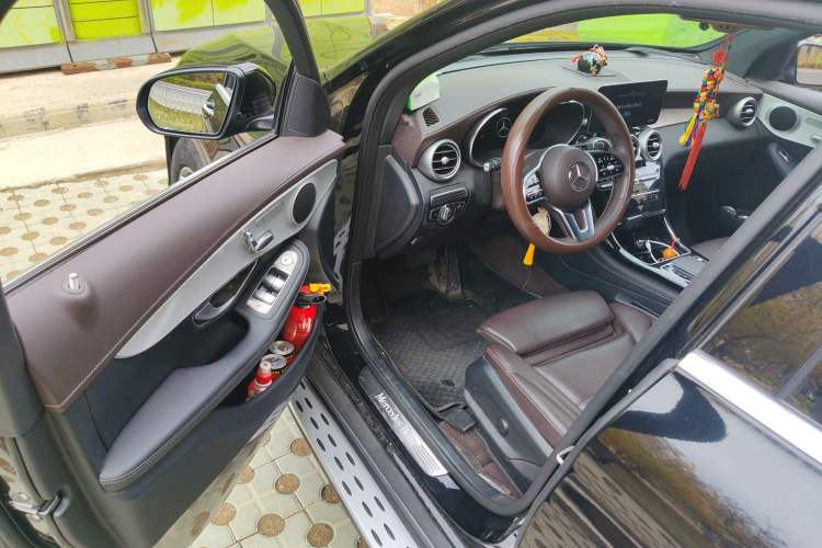 Used Mercedes-Benz GLC 2021 GLC 260 L 4MATIC Dynamic Edition
