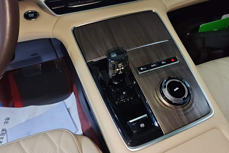 Used Geely Auto Monjaro L 2025 Dongfang Yao 2.0TD Automatic Lanxing Edition
