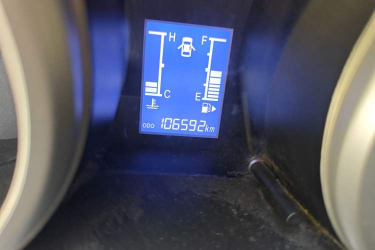 Used CHANGAN KAICHENG Ounuo S 2012 1.3L Base Version Odometer Close Up