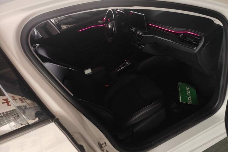 Used Ford Focus 2021 Hatchback EcoBoost 180 Automatic Titanium Edition