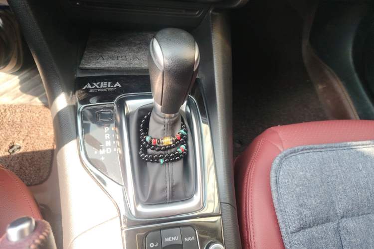 Used Mazda Mazda 3 Axela 2016 Sedan 1.5L Automatic Comfort Model
