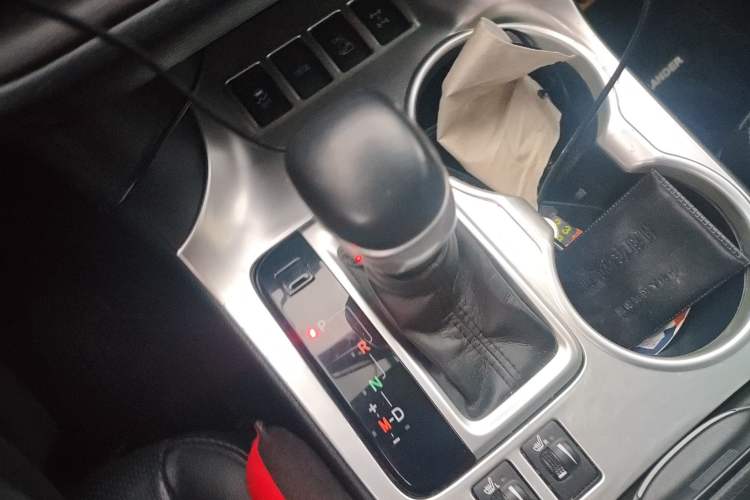 Used Toyota Highlander 2017 2.0T Four-Wheel Drive Luxury Edition 7 Seats
