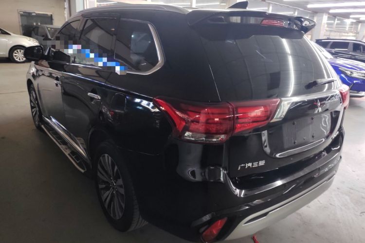 Used Mitsubishi Outlander 2021 2.4L 4x4 Zhi Xiang Edition 7 Seats