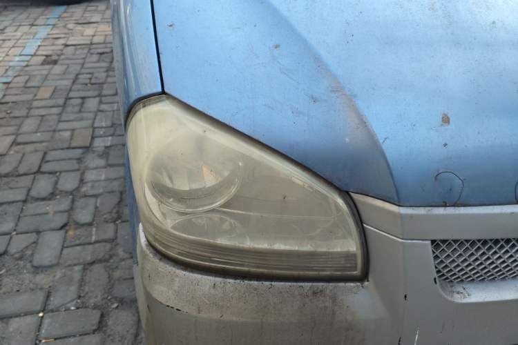 Used BAIC Weiwang 306 2011 1.3L base model 7 seats Right Front Headlight