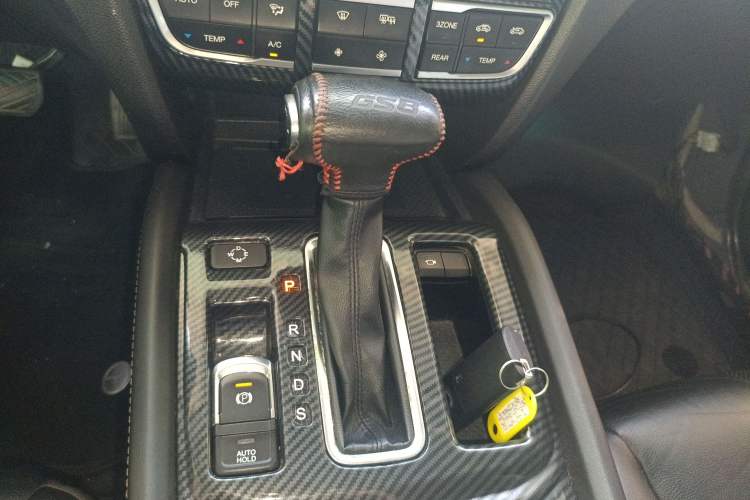 Used GAC Trumpchi GS8 2017 320T Two-Wheel Drive Luxury Smart Connectivity Version (7 Seats)