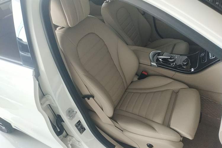 Used Mercedes-Benz C-Class 2016 C 200 L
