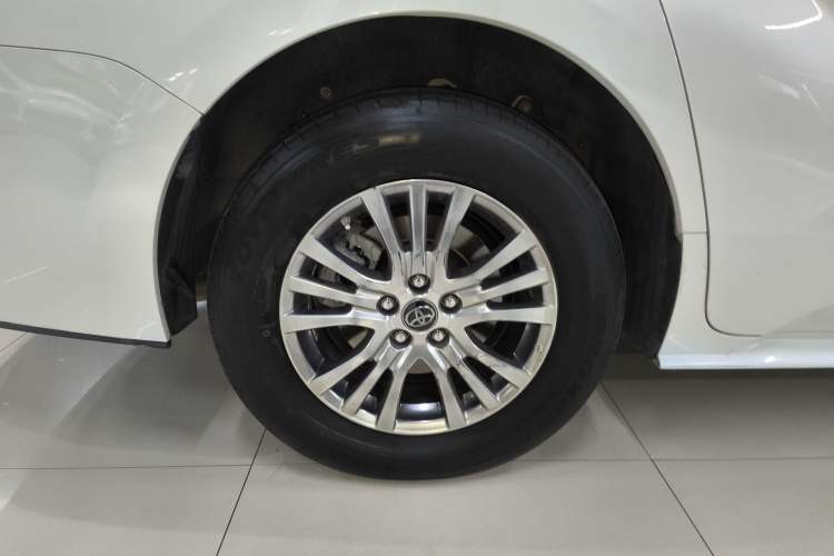 Used Toyota Sienna 2021 2.5L Hybrid Comfort Edition