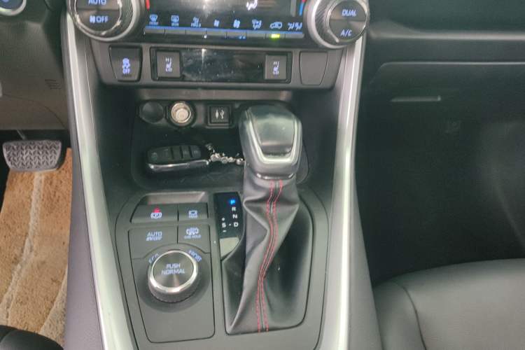 Used Toyota RAV4 Rongfang Plug-in Hybrid 2021 2.5L Two-Wheel Drive Elite Pro Gear Lever