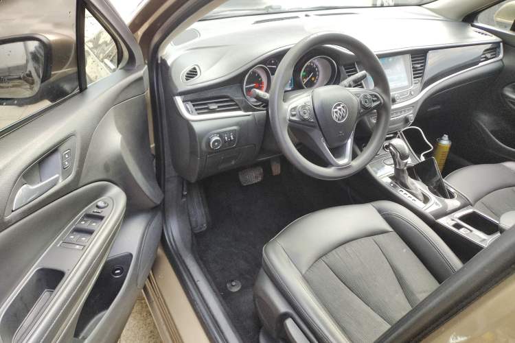 Used Buick Verano 2017 Sedan 20T Dual-Clutch Leading Model Driver Seat