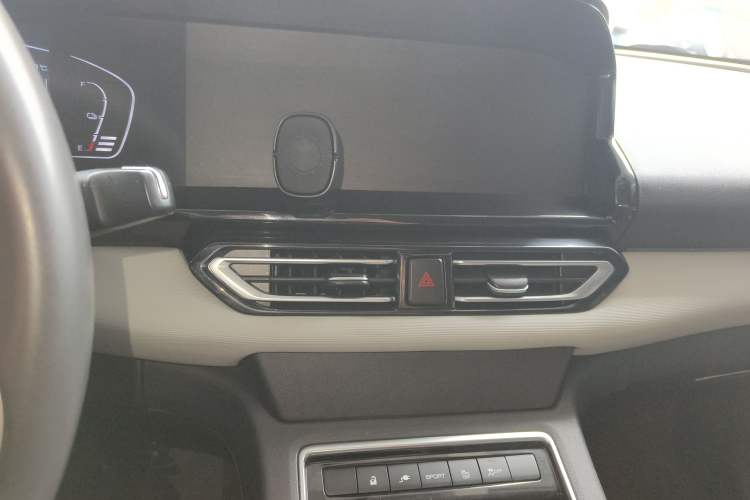 Used Dongfeng Aeolus E70 2021 Revised Version 500 Ultra-Comfort Edition