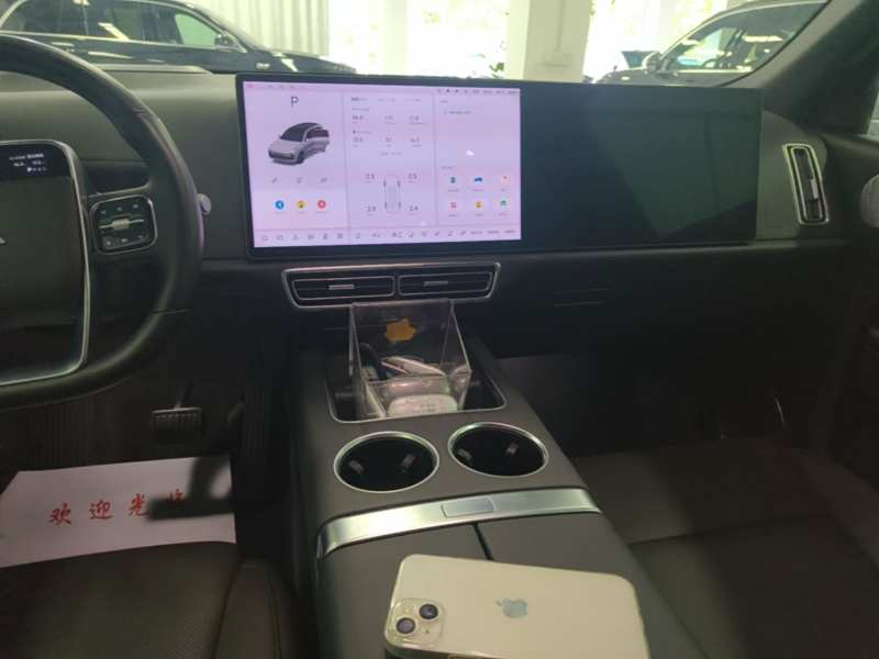 Used Li Auto L8 2023 Pro Model — 12