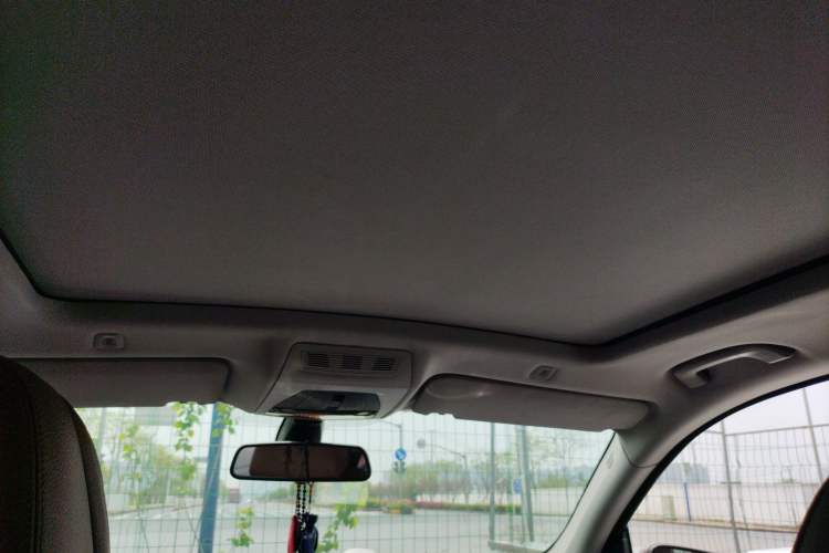 Used BMW 5 Series GT 2010 535i Leading Model Headliner