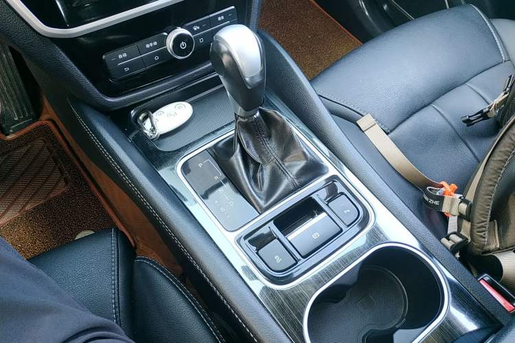 Used BYD Song MAX 2017 1.5T Automatic Smart Connect Elite 7-Seater
