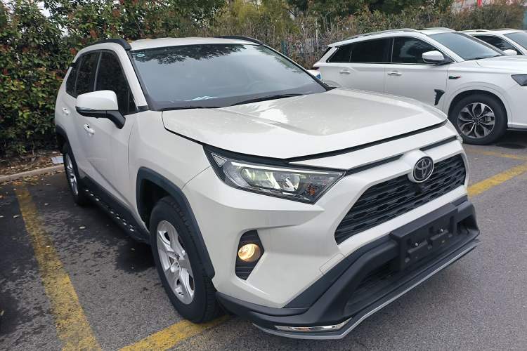 Used Toyota RAV4 2020 2.0L CVT Two-Wheel Drive Urban Edition
