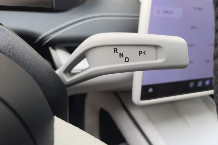 Used Xiaomi Auto SU7 2024 Four-Wheel Drive Ultra-Long Range Advanced Intelligent Driving Max Edition Gear Lever