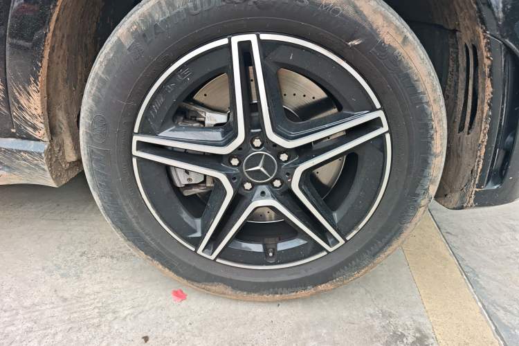 Used Mercedes-Benz GLE AMG 2020 AMG GLE 53 4MATIC+ Right Front Wheel Hub