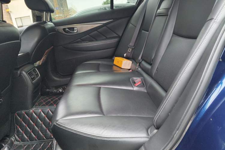 Used Infiniti Q50L 2019 2.0T 30th Anniversary Limited Edition Left Rear Seat