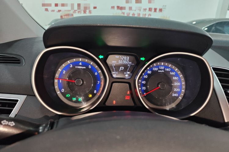 Used Hyundai Elantra (5th Generation / Langdong) 2016 1.6L Automatic Smart Version