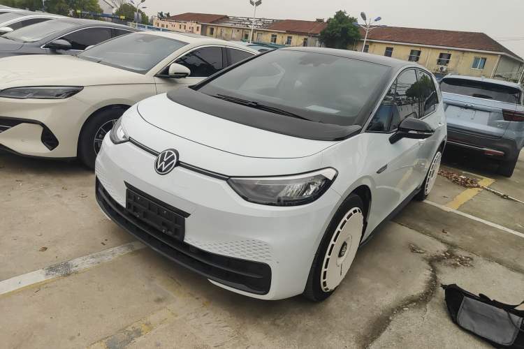 Used Volkswagen ID.3 2023 Pure Smart Edition