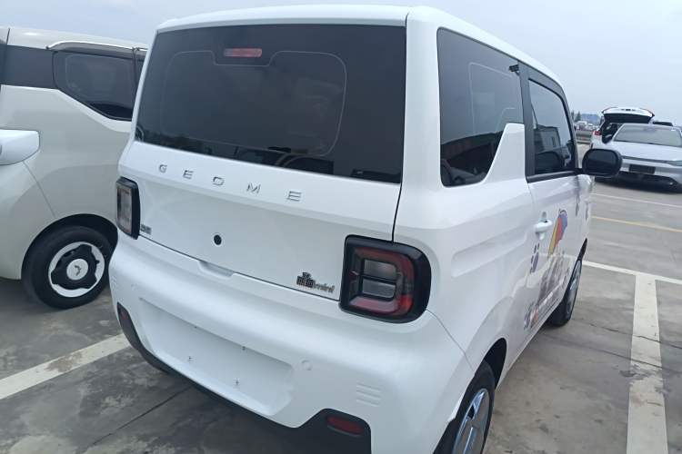 Used Geely Galaxy Panda 2023 Panda Mini 200km Endurance Bear