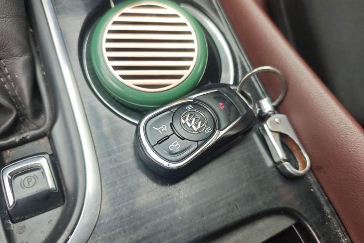 Used Buick Envision 2019 20T Two-Wheel Drive Luxury Version China VI Standard
