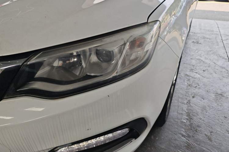 Used Geely Auto Vision 2018 1.5L Manual Happiness Edition Left Front Headlight