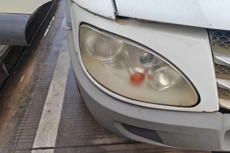 Used Iveco Power Daily  Right Front Headlight