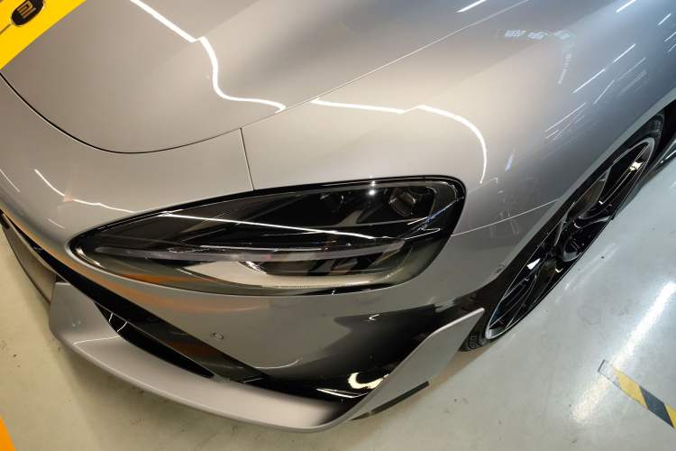 Used Xiaomi Auto SU7 Ultra 2025 Ultra Model Left Front Headlight