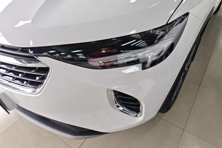 Used Buick Envision 2022 Encore S 552T Two-Wheel-Drive Luxury Model