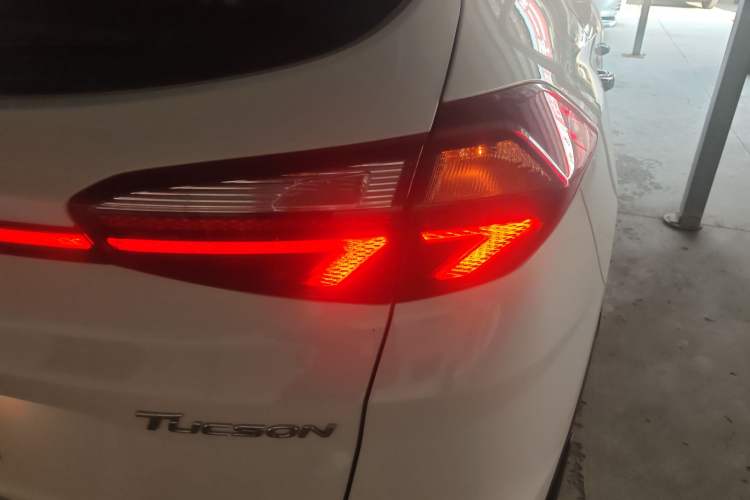 Used Hyundai Tucson 2020 280TGDi Two-Wheel-Drive GLS Smart Connectivity Version China VI Standard