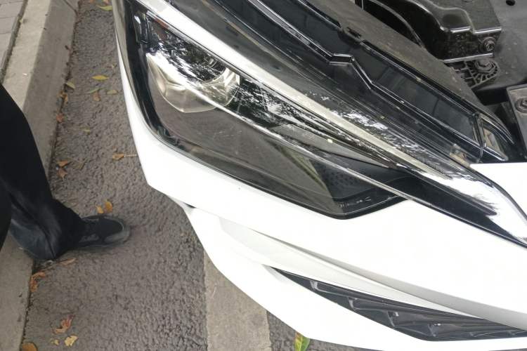 Used Roewe i5 2026 Model 1.5L CVT Luxury Version
